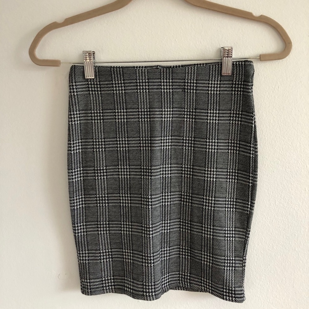 Posh plaid mini skirt